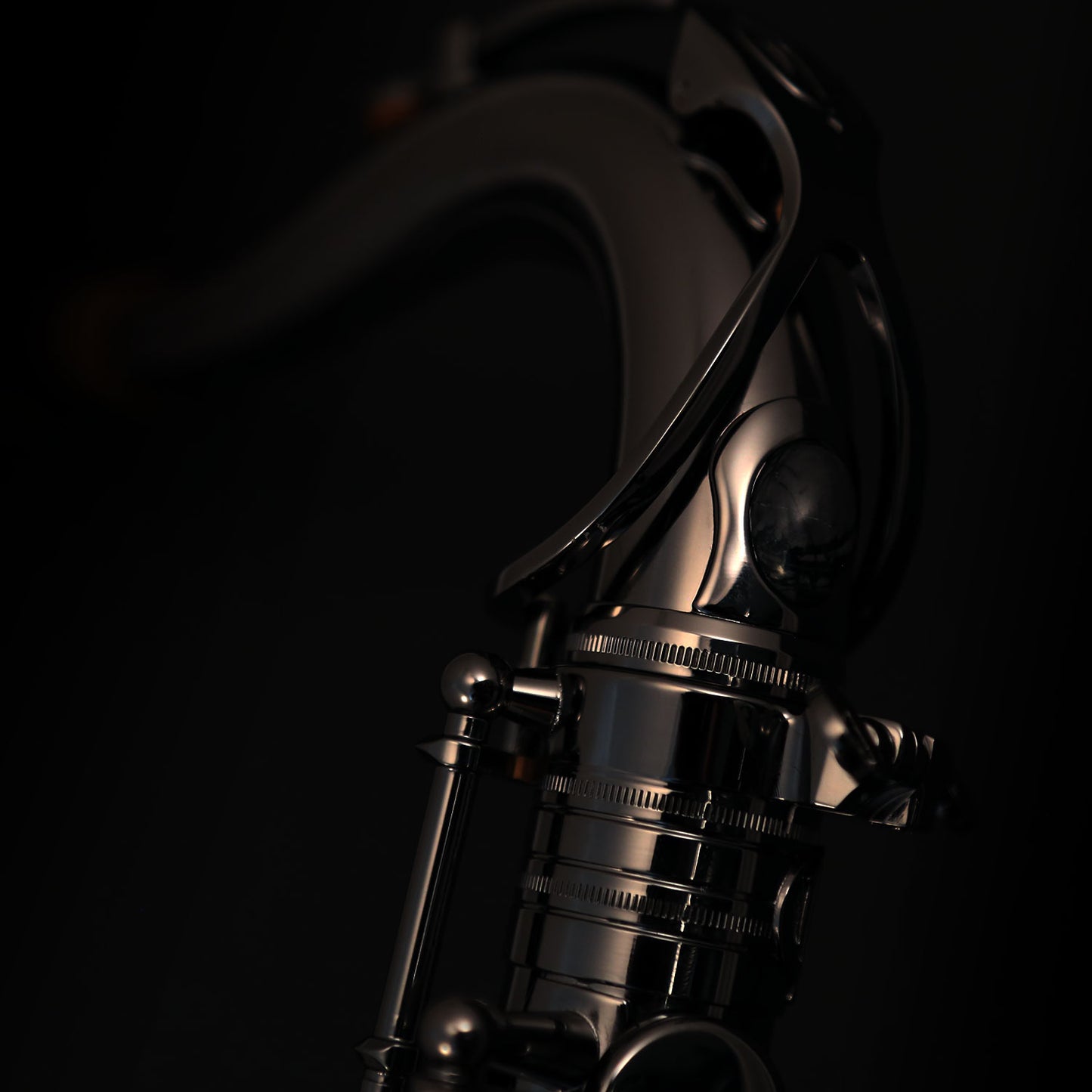 Cannonball T4-B Big Bell tenor saxophone neck detail