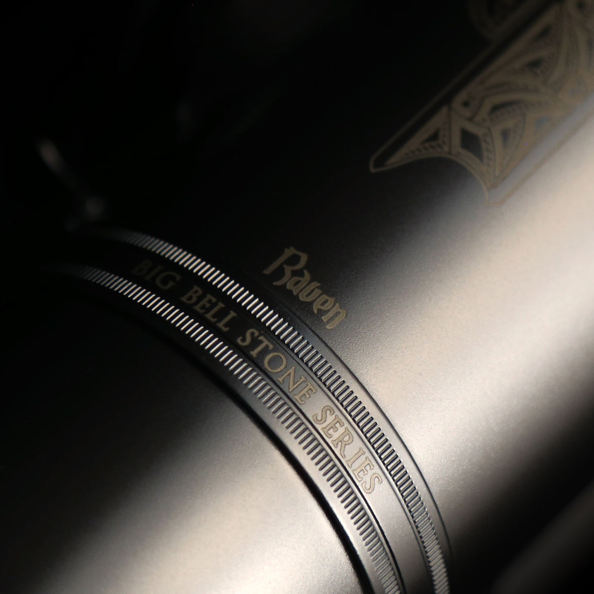 Cannonball T5-B Ice B Big Bell® Stone Series® Sassofono tenore – The Raven® Iced Black