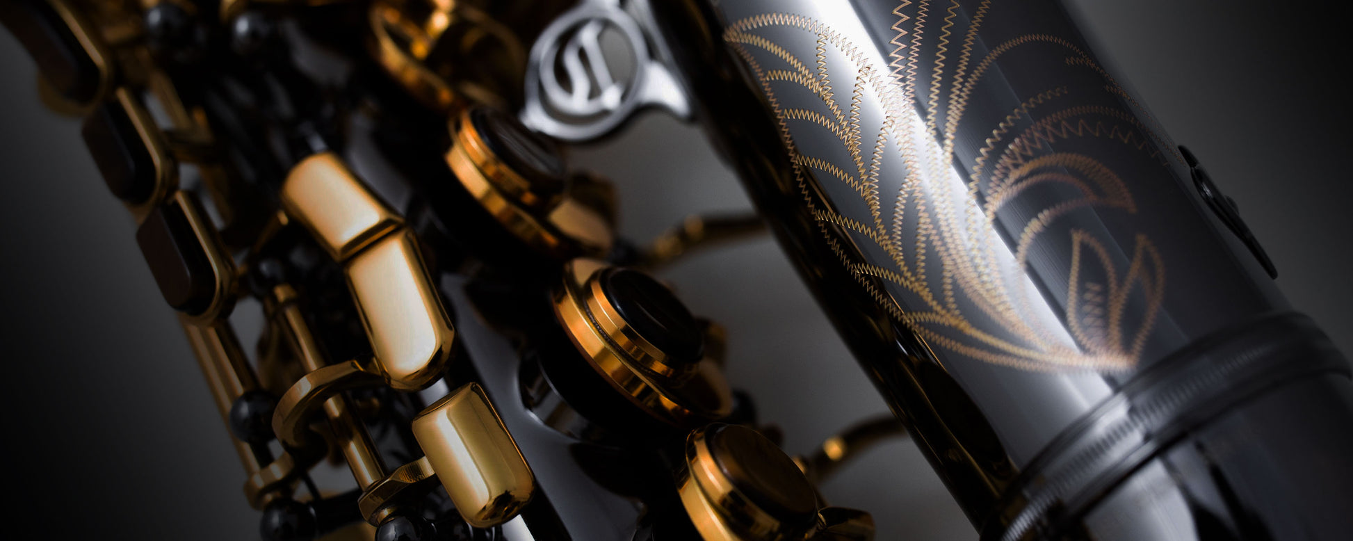 Detail of Cannonball A5-BL black nickel body and gold lacquer key mechanism