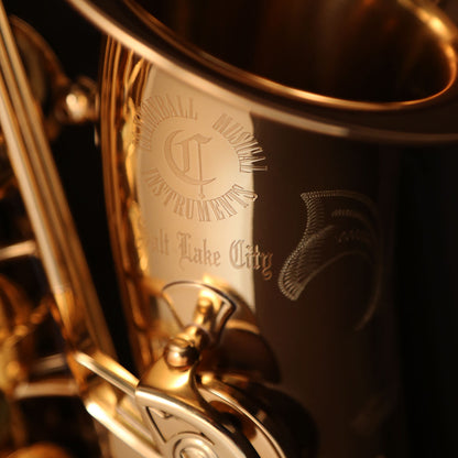 Cannonball A4-L gold lacquer body and engraving detail