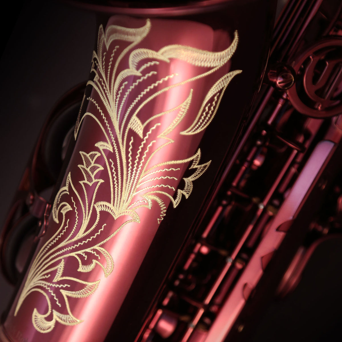 Cannonball A5-R altsaxofoon — afwerking: Black Ruby-lak; beker