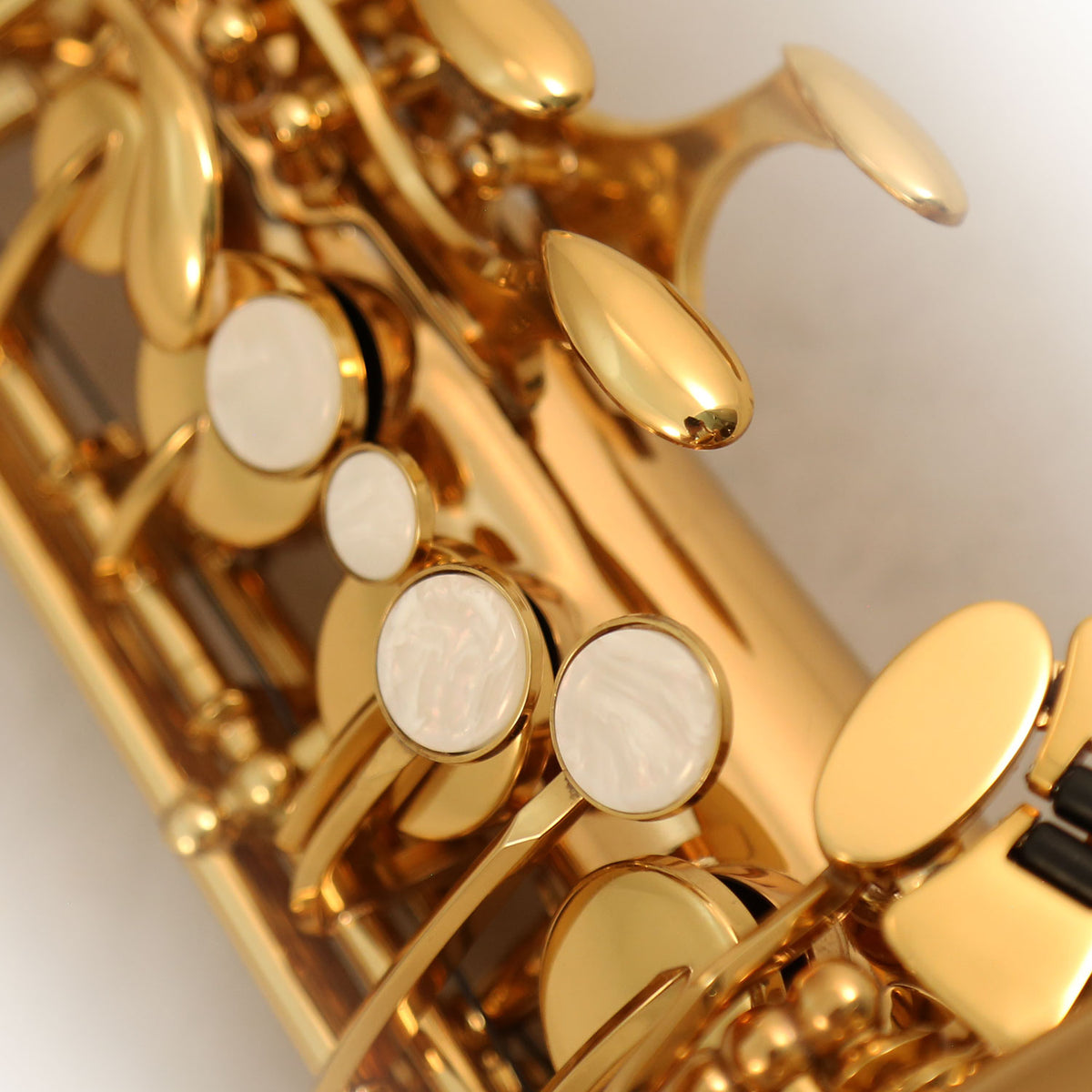 Cannonball A90-L Falcon™ standaard altsaxofoon – goudlak
