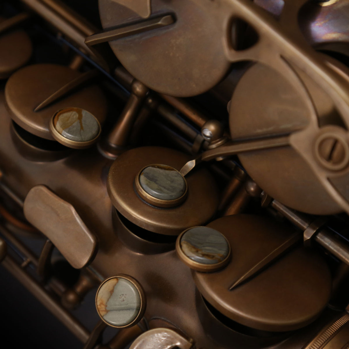 Saxophone alto Cannonball AVR-BR série Vintage Reborn® – The Brute® en laiton vieilli — photo du produit 5